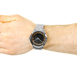 Man wearing silver watch, 13695ed19df360aa6e0cd09d53325e13