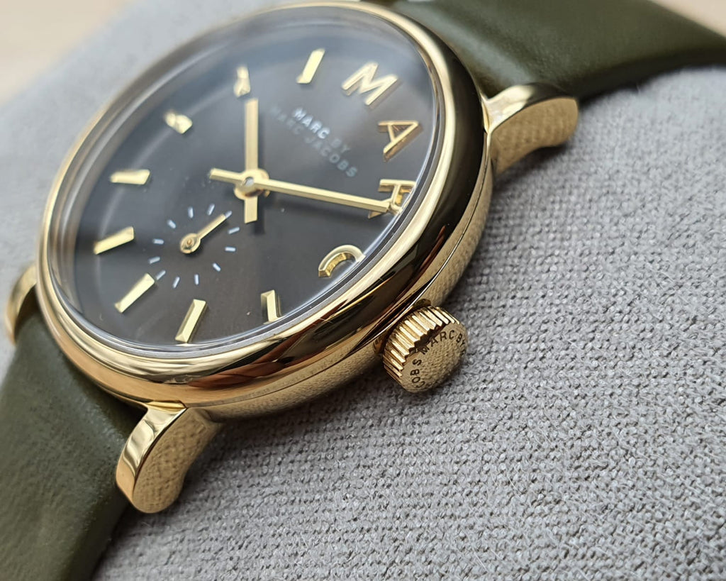 Marc Jacobs Baker Olive Dial Olive Leather Strap Watch for Women - MBM1330