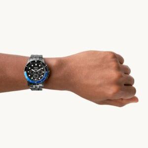 FS5835-1 Watch on wrist with blue accents