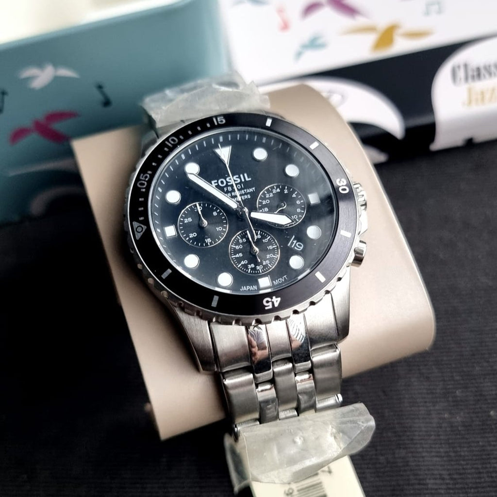 Fossil watch, WhatsApp image from July 19, 2023