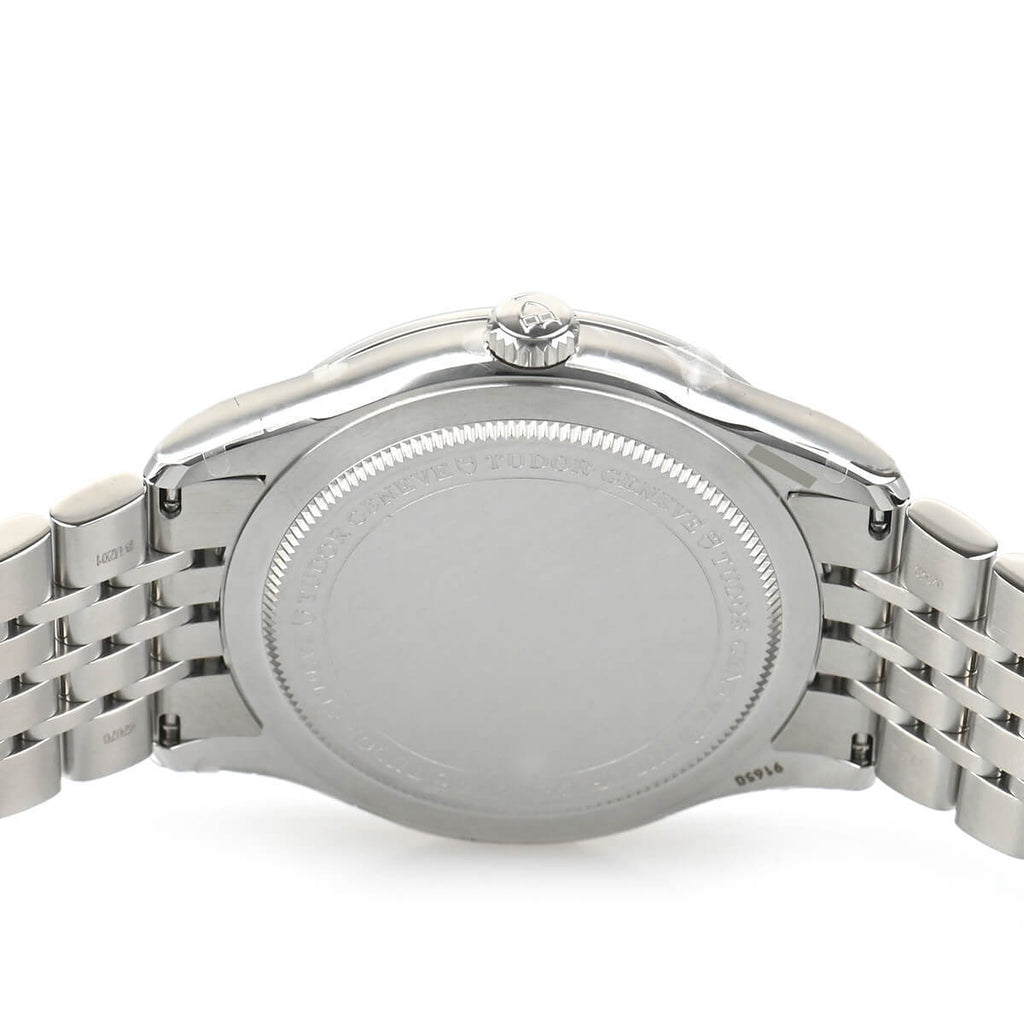 Stainless steel watch back view, d8751837-d929-4a65-bbc0-7d47dbdf5c5a