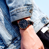 Man wearing black watch 4_56448edf