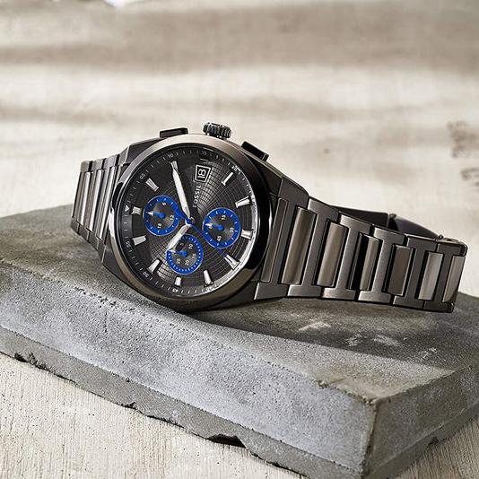 Fossil men's watch with black and blue accents