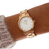 DW00100213-INDOSSATO rose gold Daniel Wellington watch on wrist