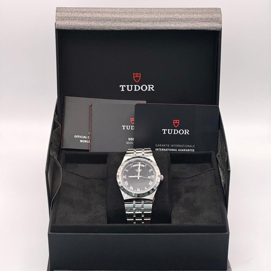 Tudor watch in box - bbb66a35-478e-407d-a4ce-f43fc68ff62e