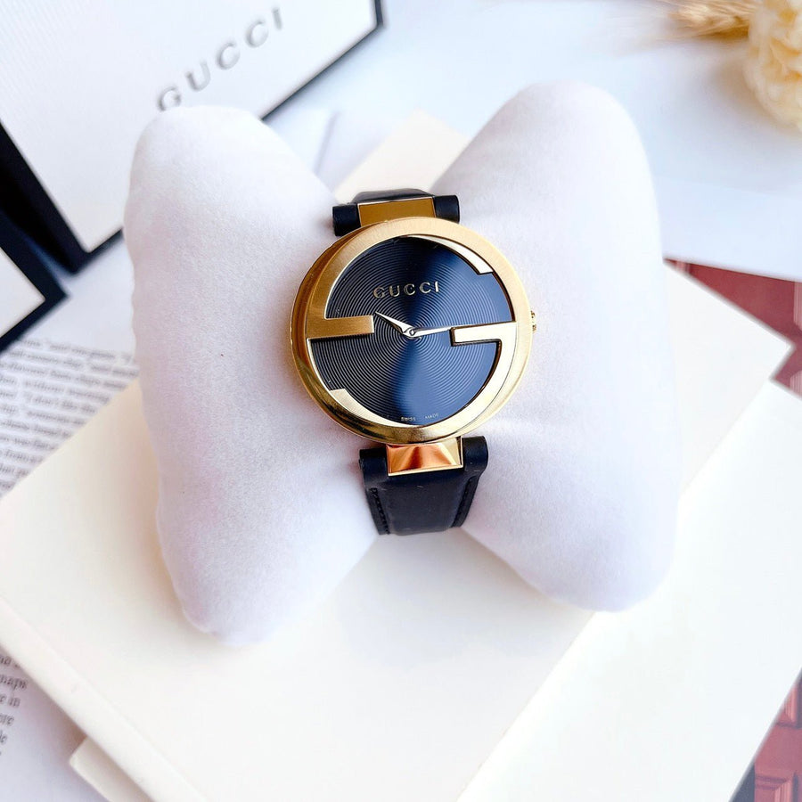 Gucci Interlocking G Gold Black Dial Black Leather Strap Unisex Watch - YA133326