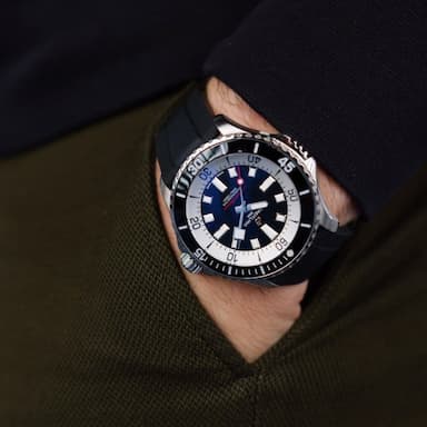 Breitling Superocean Automatic 46 Black Dial Black Rubber Strap Watch for Men - A17378211B1S1