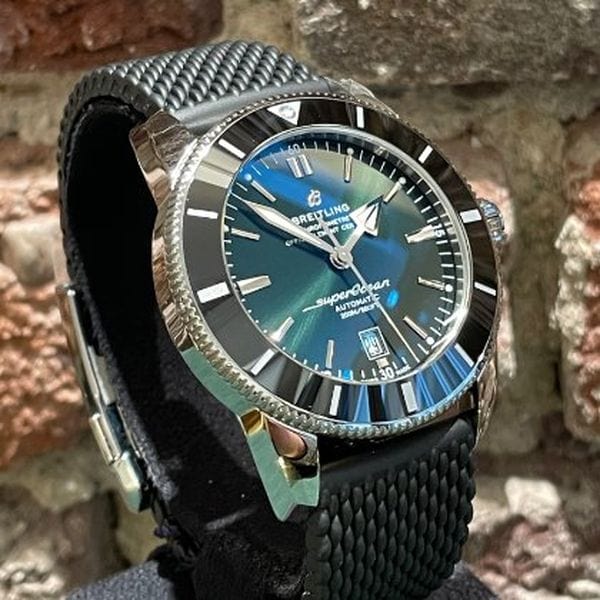 Breitling Superocean Heritage B20 Automatic 46 Green Dial Black Mesh Bracelet Watch for Men - AB2020121L1S1
