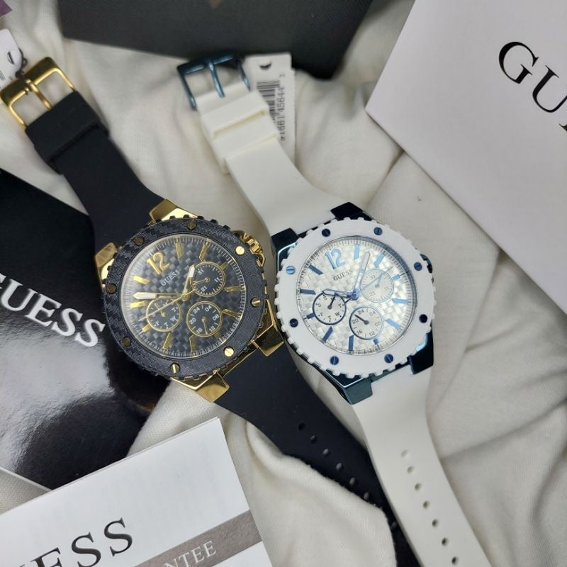 Guess Overdrive Chronograph White Dial White Rubber Strap Watch for Women - W0149L6