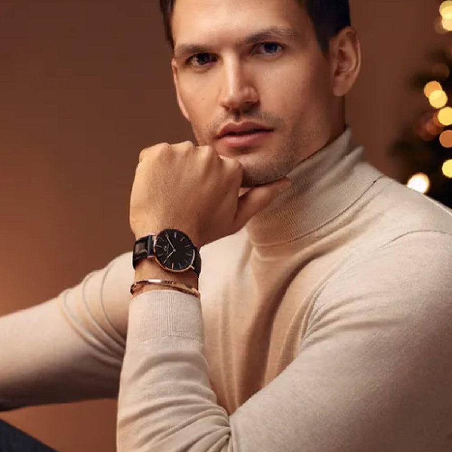 Daniel Wellington Classic Sheffield Black Dial Black Leather Strap Watch For Men - DW00100127