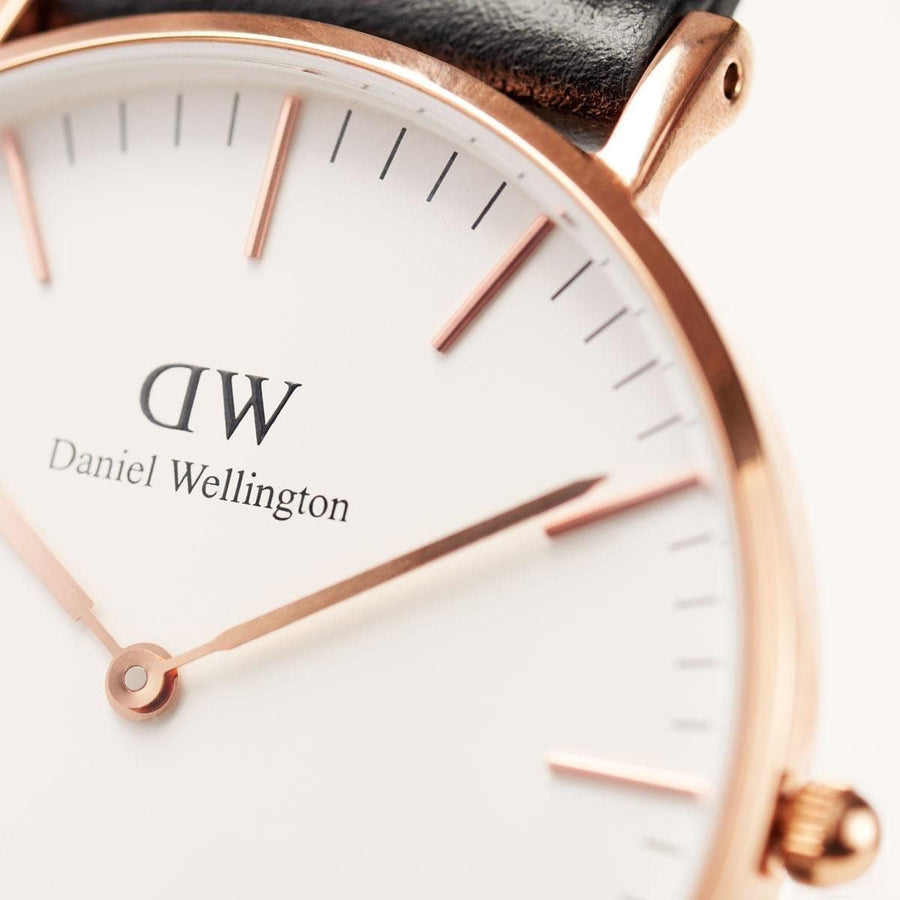 Daniel Wellington Classic St. Mawes White Dial Brown Leather Strap Watch for Men - DW00100035