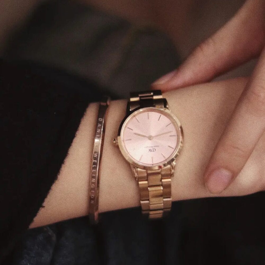 Daniel Wellington Iconic Link Pink Dial Rose Gold Steel Strap Watch For Women - DW00100333