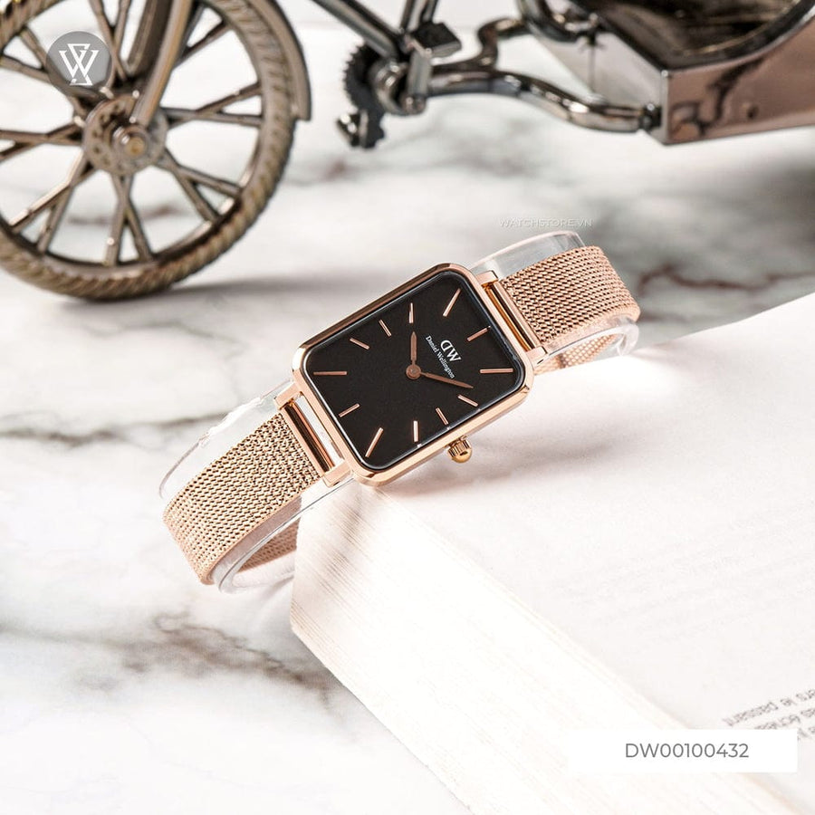 Daniel Wellington Quadro Melrose Black Dial Rose Gold Mesh Bracelet Watch For Women - DW00100432