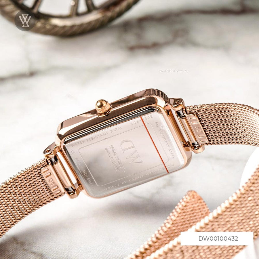 Daniel Wellington Quadro Melrose Black Dial Rose Gold Mesh Bracelet Watch For Women - DW00100432