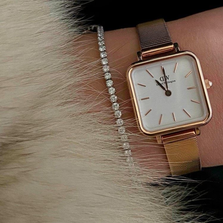 Daniel Wellington Quadro Studio White Dial Rose Gold Mesh Strap Watch For Women - DW00100517