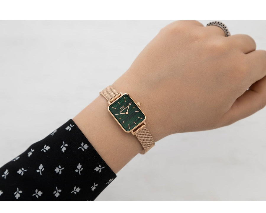 DW00100437 Green Face Watch on Wrist