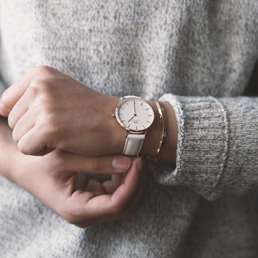 Daniel Wellington Petite Bondi White Dial White Leather Strap Watch for Women - DW00100189