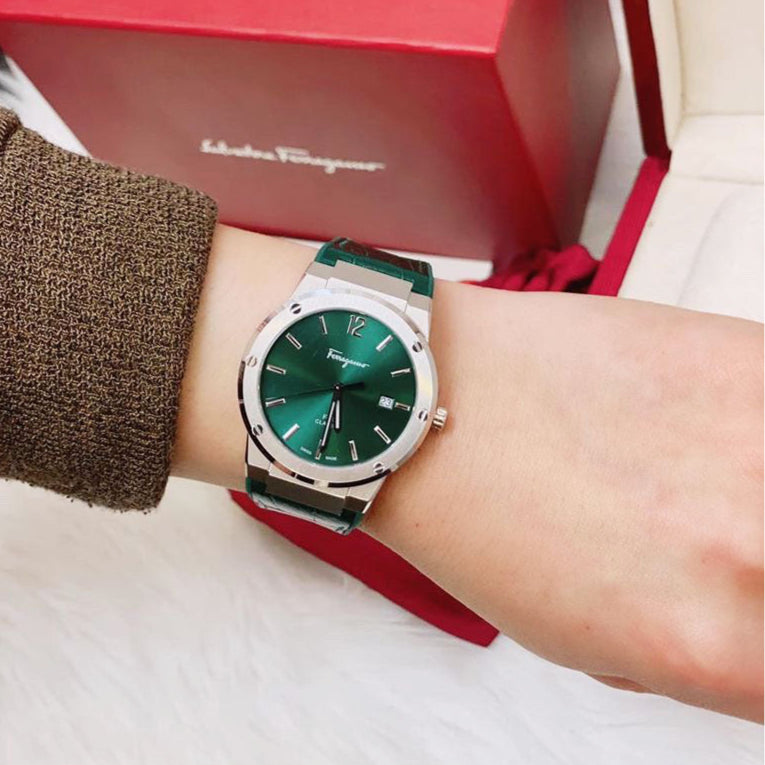 Salvatore Ferragamo F-80 Classic Green Dial Green Leather Strap Watch for Men - SFDT00119