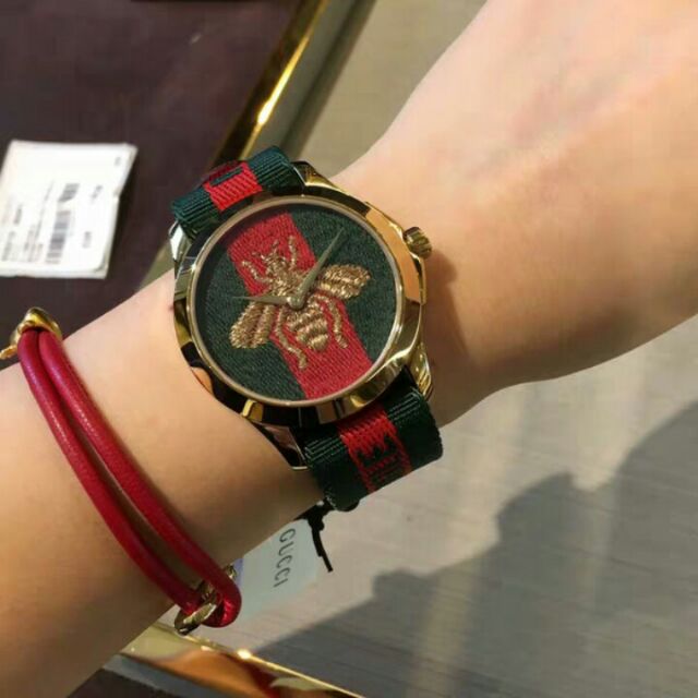 Gucci Le Marche des Merveilles Green & Red Dial Green & Red NATO Strap Unisex Watch - YA126487