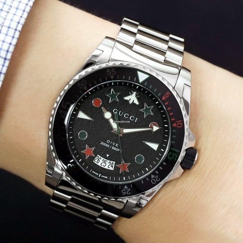 Gucci Dive Quartz Black Dial Silver Steel Strap Watch For Men - YA136221