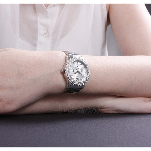 Guess Dazzler Diamonds Silver Dial Silver Steel Strap Watch for Women - W0335L1