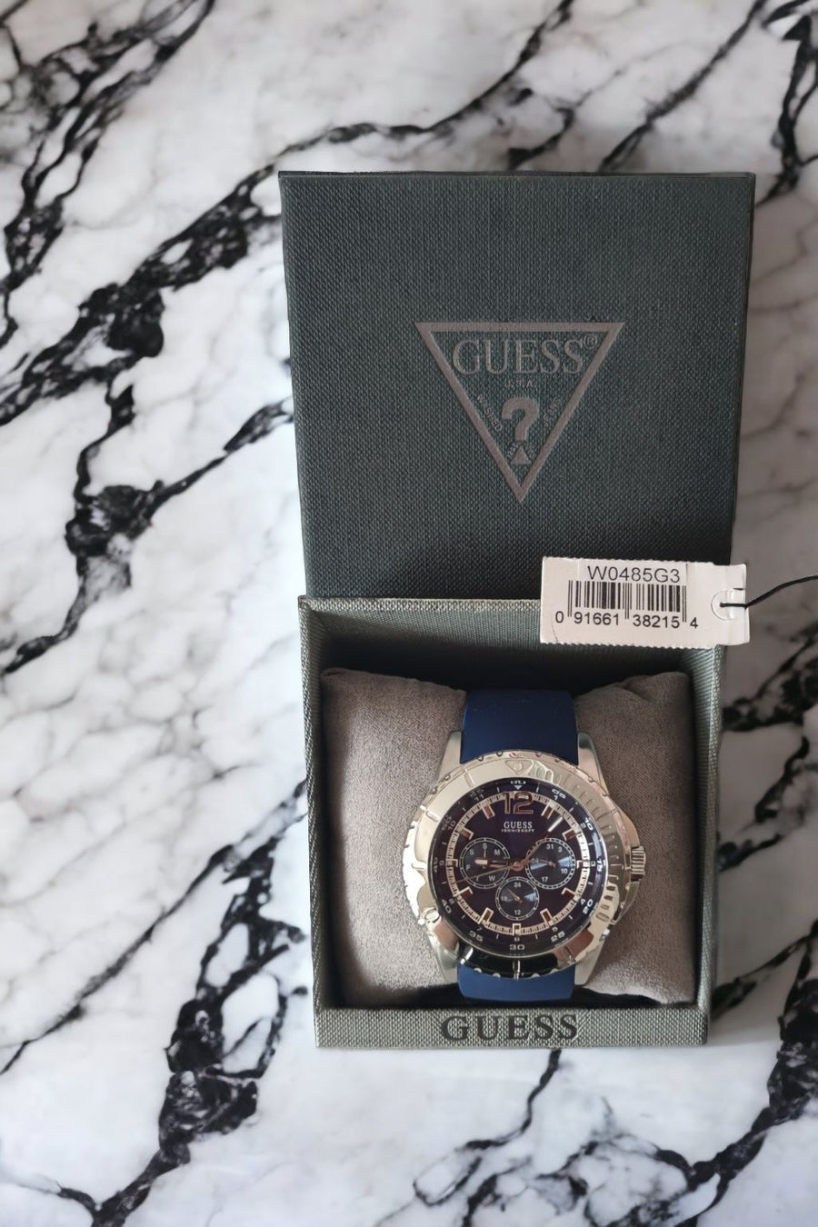 Guess Maverick Black Dial Rubber Strap Watch for Men - W0485G3
