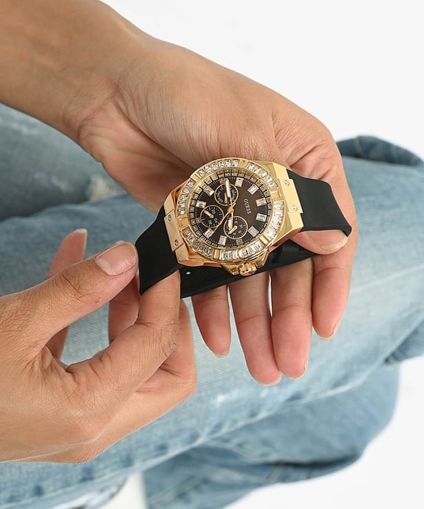 Guess Venus Diamonds Black Dial Black Rubber Strap Watch for Women - GW0118L1