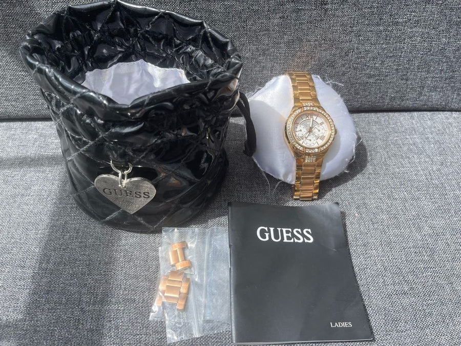 Guess Viva Diamonds White Dial Rose Gold Steel Strap Watch for Women - W0111L3