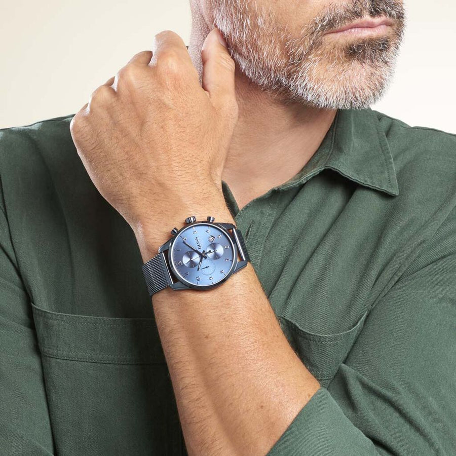 Hugo Boss Jet Blue Dial Gunmetal Mesh Bracelet Watch for Men  - 1513677