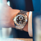 Man wearing a silver watch, image4