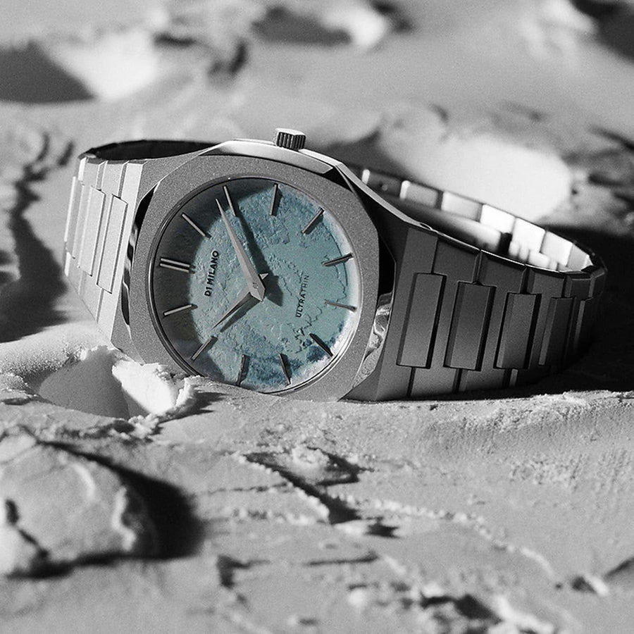 D1 Milano Pluto Ultra Thin Silver Dial Silver Steel Strap Watch for Men - D1-UTBJ18