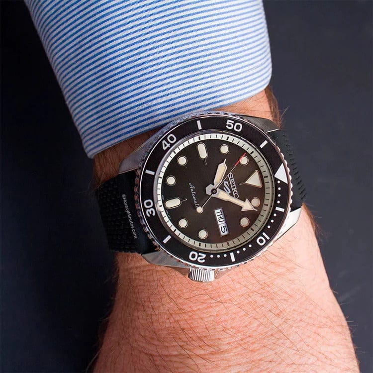 Seiko 5 Sports SKX Automatic Black Dial Black Silicone Strap Watch for Men - SRPD73K2