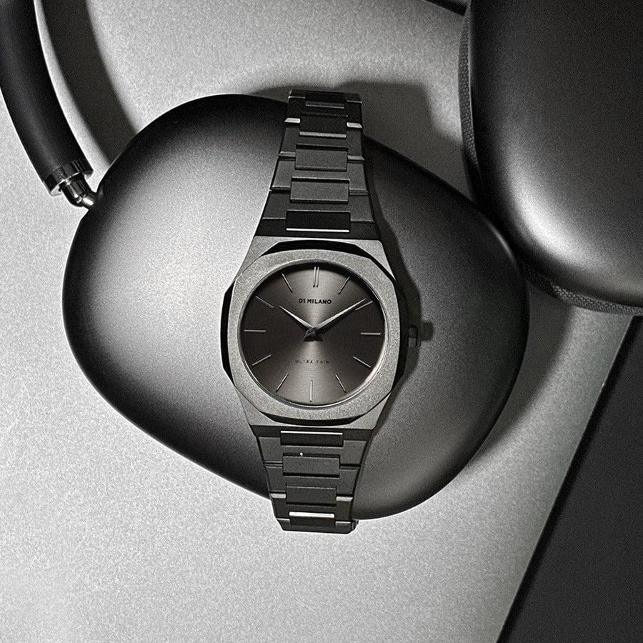 D1 Milano Ultra Thin Anthracite Gray Dial Gray Steel Strap Watch for Men - D1-UTBJ22