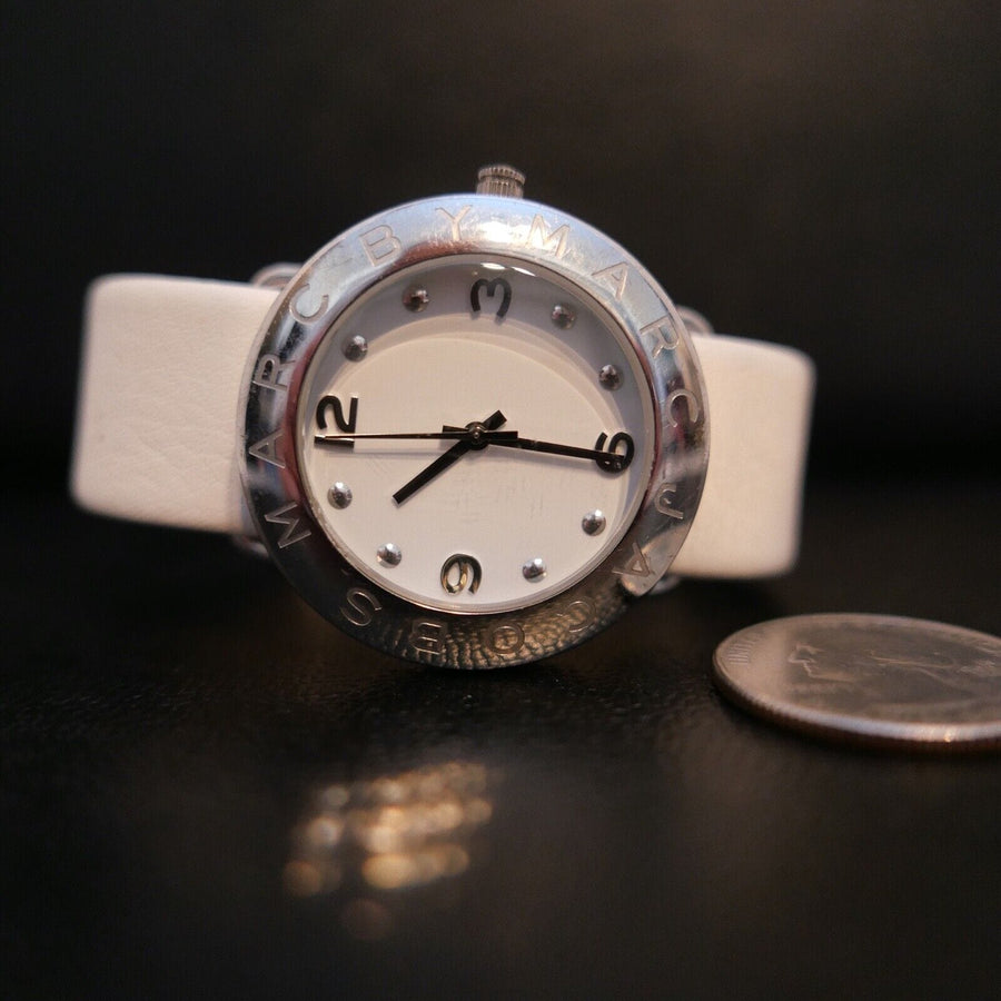 Marc Jacobs Amy White Dial White Leather Strap Watch for Women - MBM1136