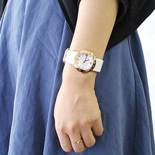 Marc Jacobs Amy White Dial White Leather Strap Watch for Women - MBM1180