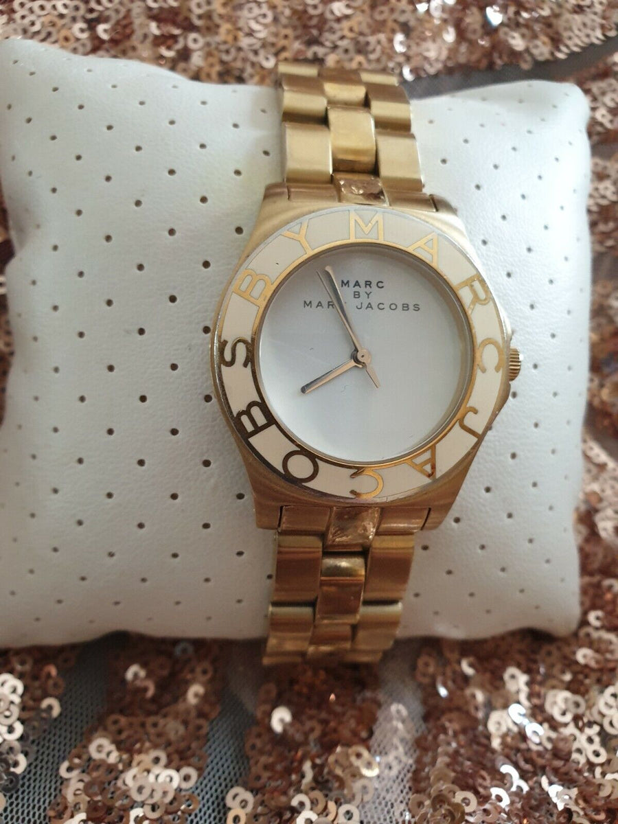Marc Jacobs Blade White Dial Gold Steel Strap Watch for Women - MBM3050