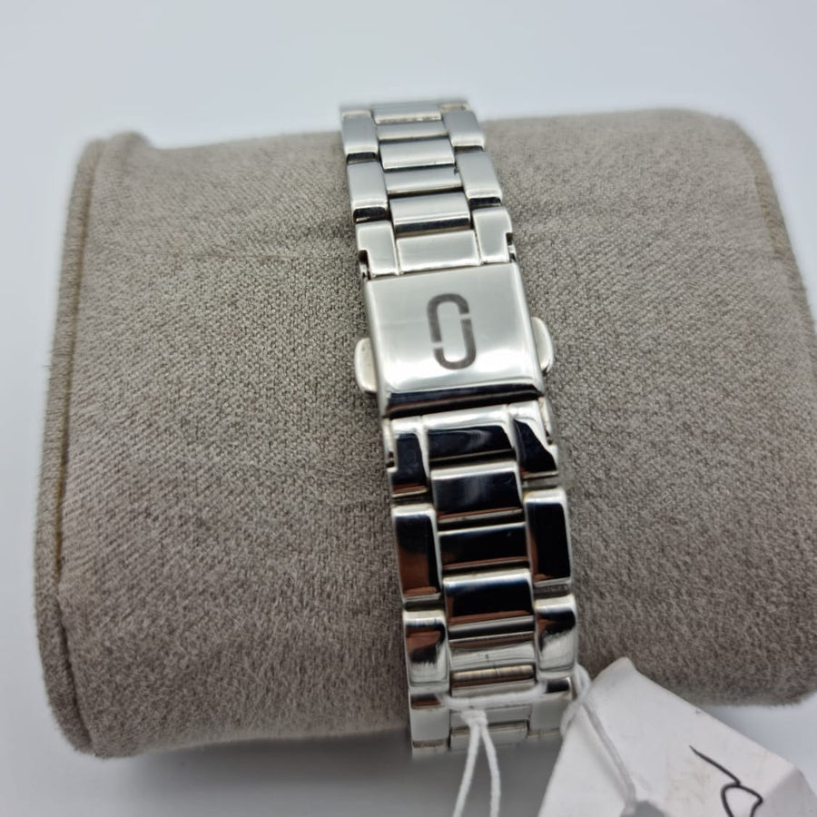 Marc Jacobs Classic White Dial Silver Steel Strap Watch for Women - MJ3591
