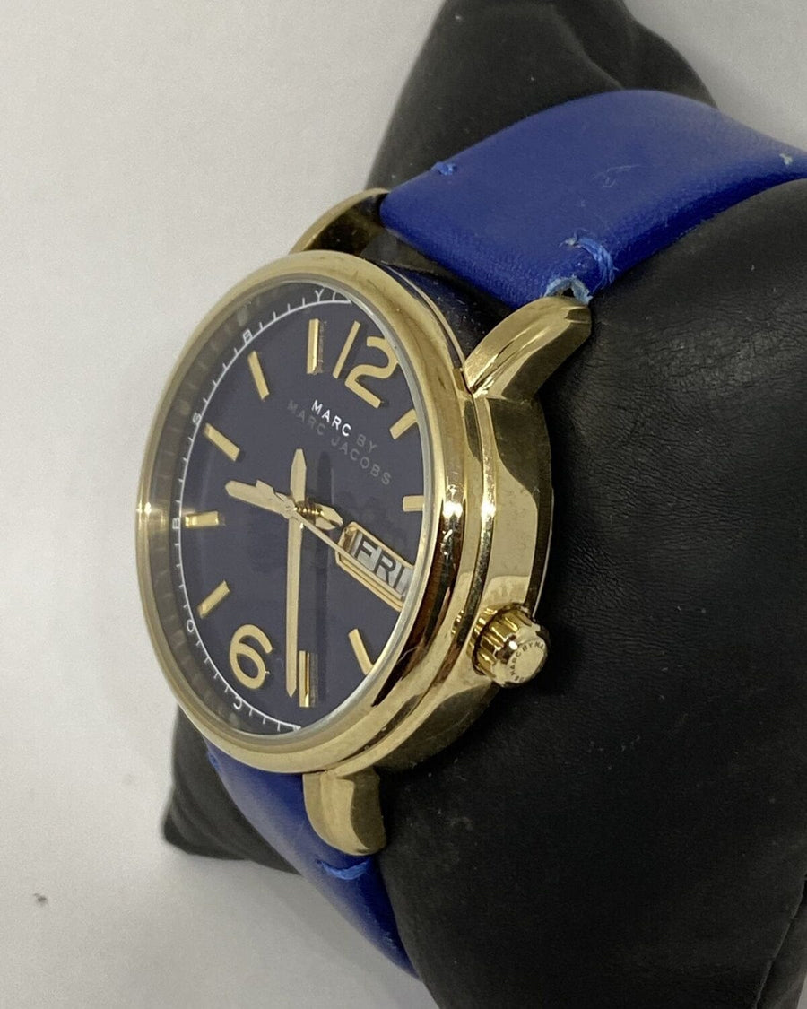 Marc Jacobs Fergus Blue Dial Blue Leather Strap Watch for Women - MBM8650