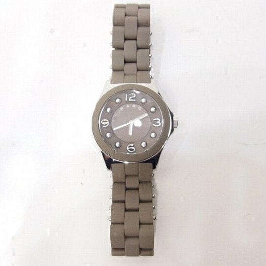 Marc Jacobs Pelly Grey Dial Grey Silicone Strap Watch for Women - MBM2539