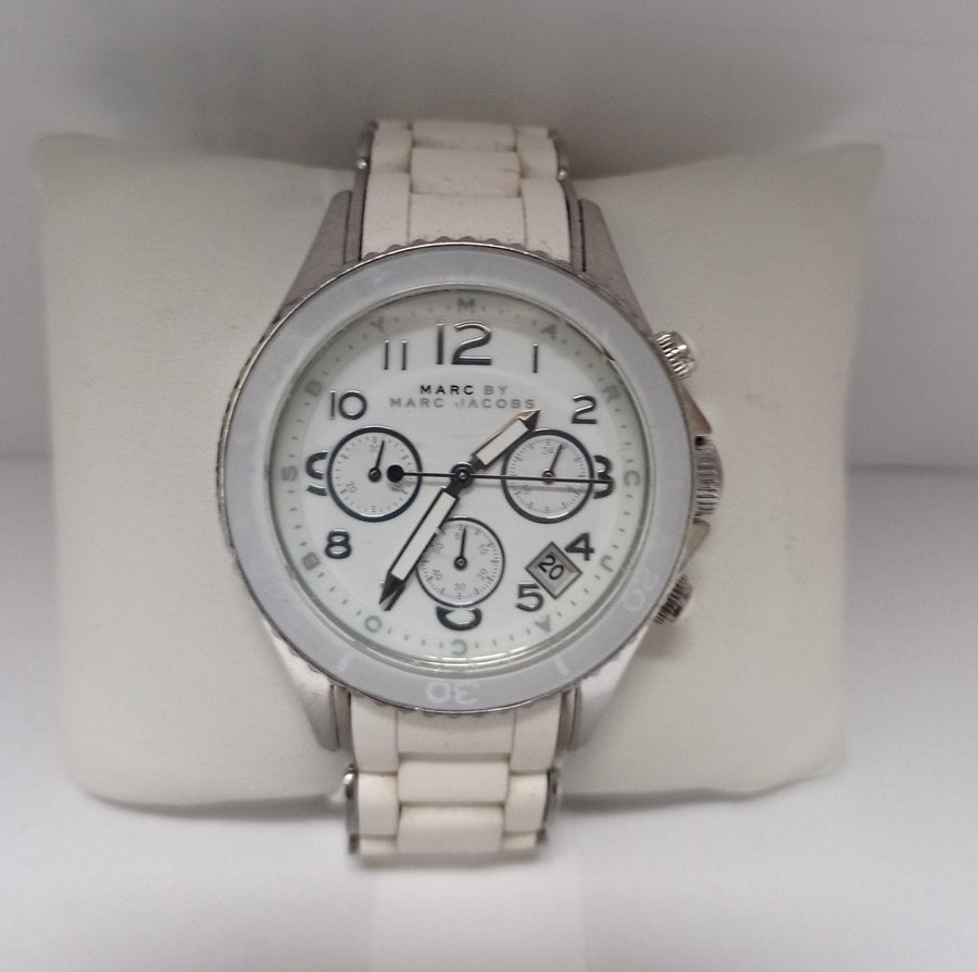 Marc Jacobs Rock White Dial White Silicone Strap Watch for Women - MBM2545