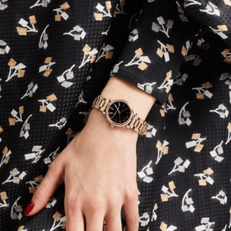 Marc Jacobs Roxy Black Dial Rose Gold Steel Strap Watch for Women - MJ3569