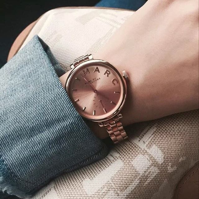 Marc Jacobs Sally Rose Gold Dial Rose Gold Steel Strap Watch for Women - MBM3364