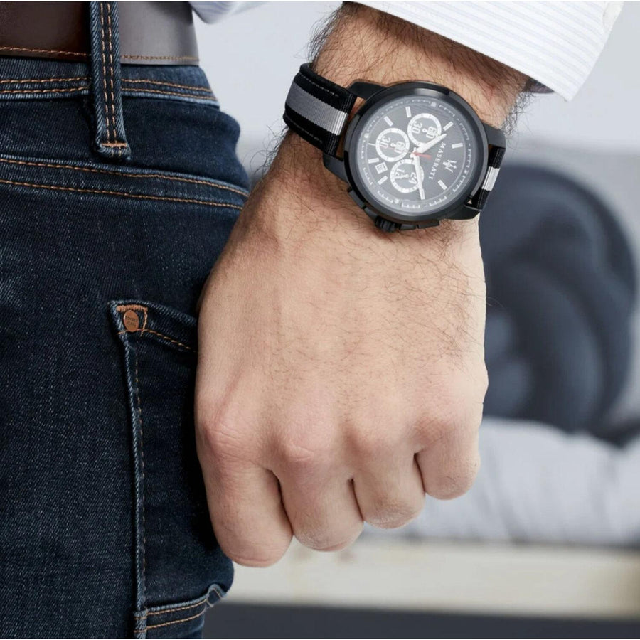 Maserati Royale 44mm Black Dial Stainless Steel Fiber Strap Watch For Men - R8871637002