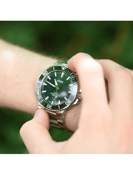 Oris Aquis Date Green Dial Silver Steel Strap Watch for Men - 0173377304157-0782405PEB