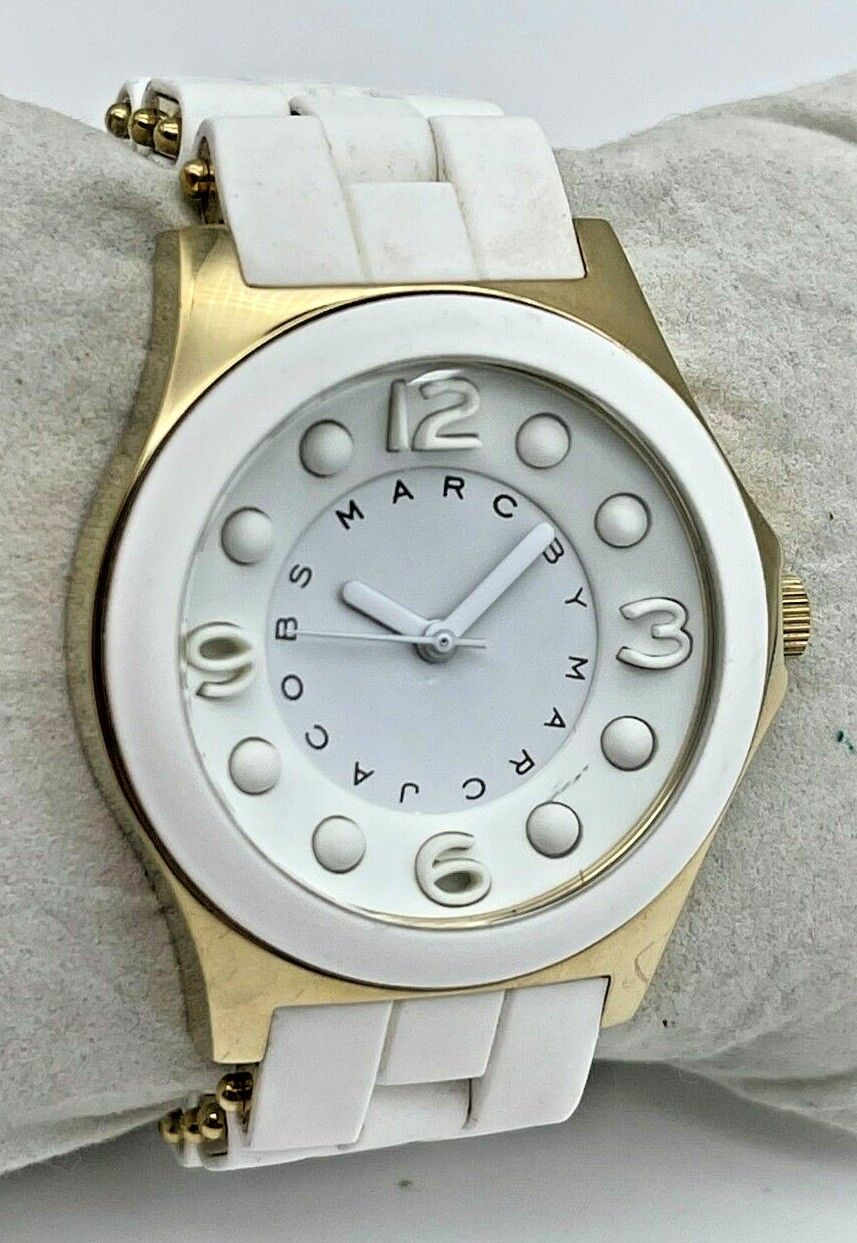 Marc Jacobs Pelly White Dial White Silicone Strap Watch for Women - MBM2526