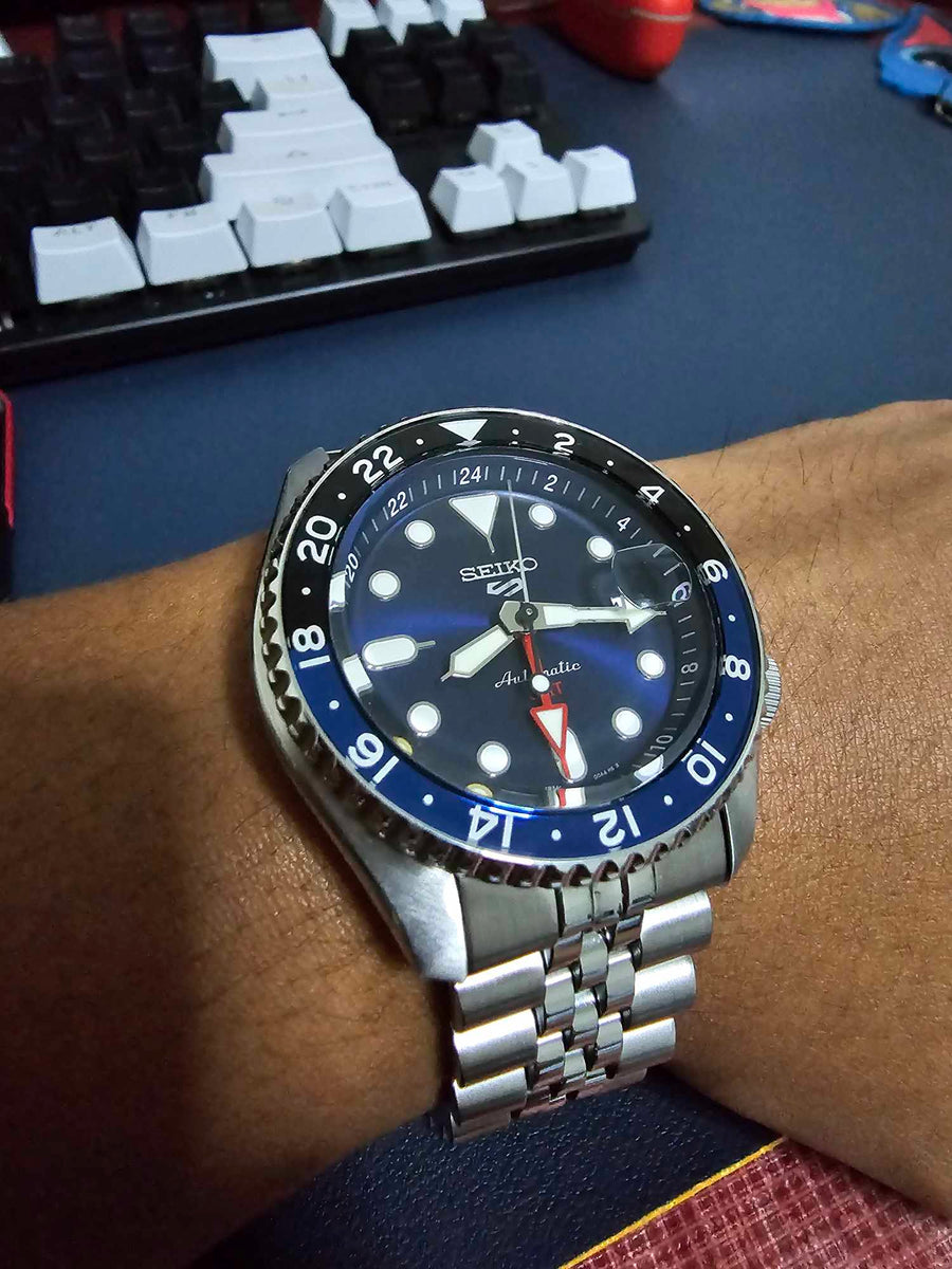Seiko 5 Sports GMT SKX Automatic Blueberry Dial Silver Steel Strap Watch For Men - SSK003K1