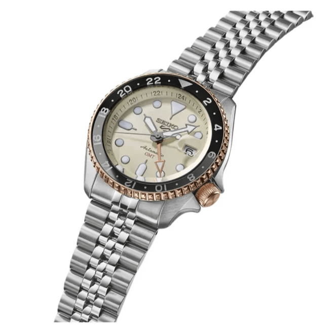 Seiko 5 GMT Sport Asia Exclusive Limited Edition Off White Dial Silver Steel Strap Watch for Men - SSK046K1