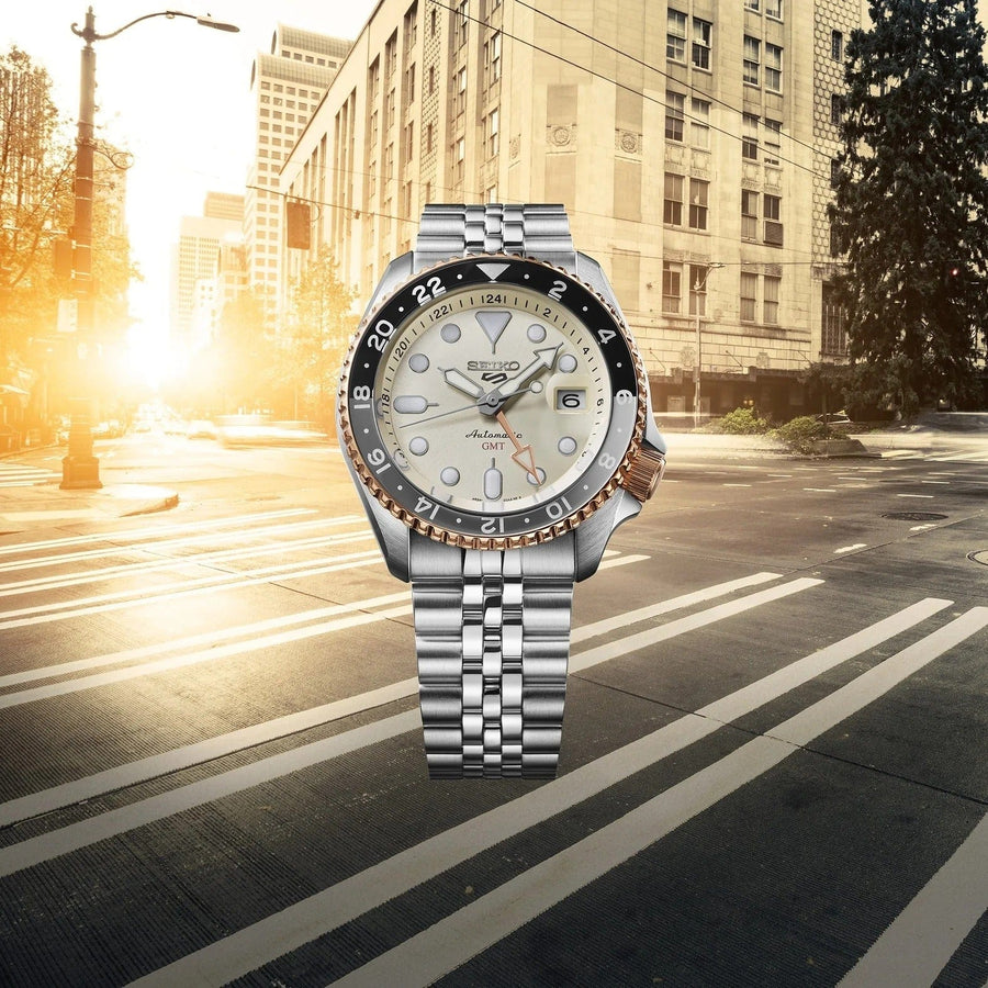 Seiko 5 GMT Sport Asia Exclusive Limited Edition Off White Dial Silver Steel Strap Watch for Men - SSK046K1