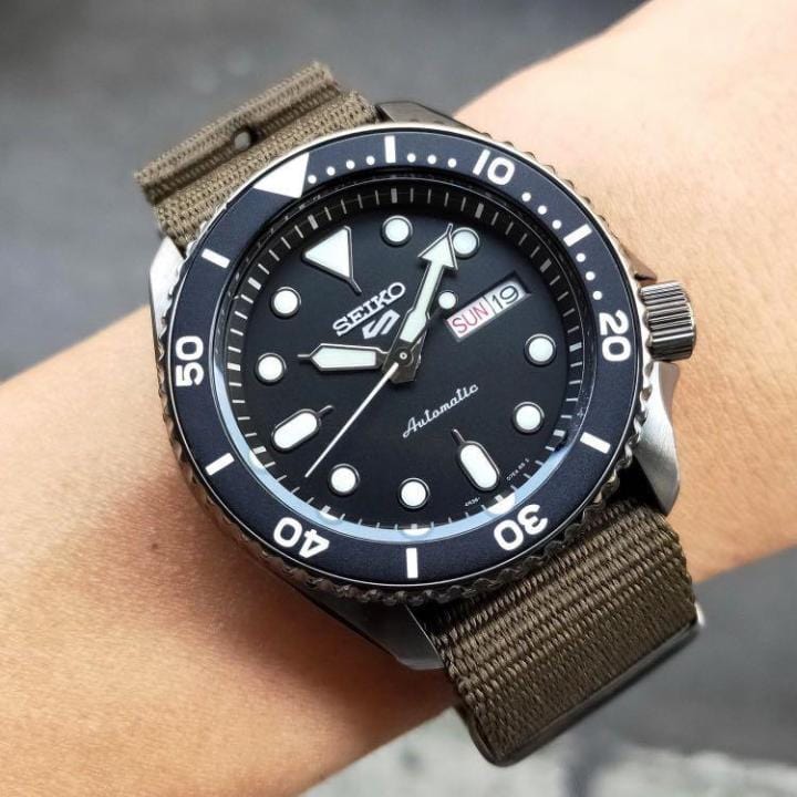 Seiko 5 Sport Automatic Black Dial Green Nylon Strap Watch For Men - SRPD65K4