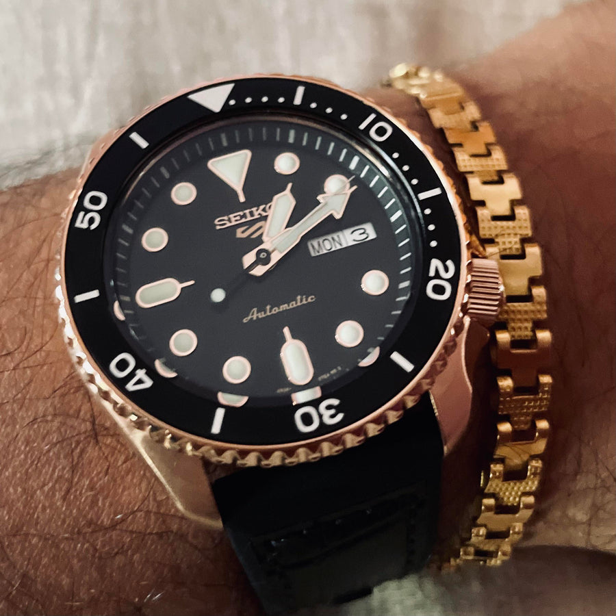 Seiko 5 Sport SKX Automatic Black Dial Black Silicone Strap Watch For Men - SRPD76K1